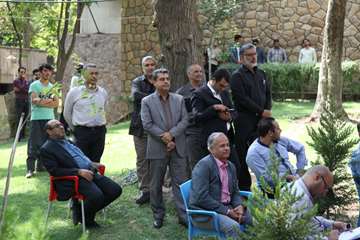 مراسم رونمایی از یادمان شهدای گمنام